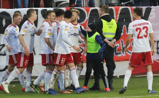 17-03-2019 lodz . mecz lks - warta poznan wygrany lks 3-0fot. grzegorz galasinskidziennik lodzki/polska press *** local caption *** mecz, pilka nozna,lodz, lks, warta poznan