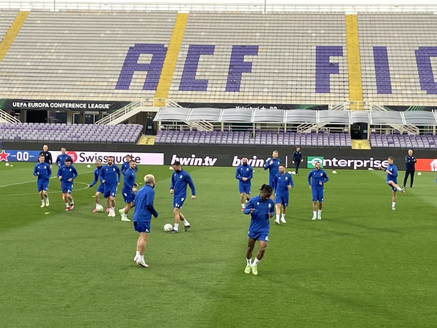 Piłkarze Lecha trenowali na głównej płycie stadionu we...