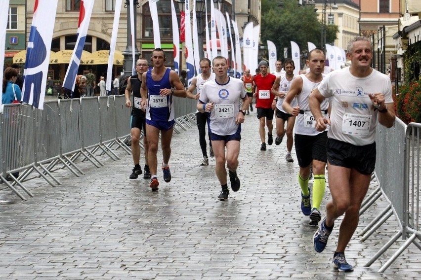 Maraton Wrocław - ZDJĘCIA - zawodnicy z numerami 2401 - 2600