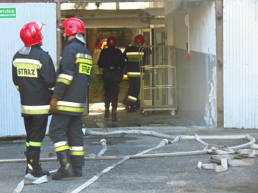 Wrocław: Pożar w szpitalu przy ul. Grabiszyńskiej (ZDJĘCIA)