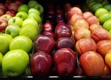 Zabójczy grzyb na jabłkach! Candida auris znaleziony na skórkach owoców handlowych. Odporny na leki patogen jest już obecny w Polsce