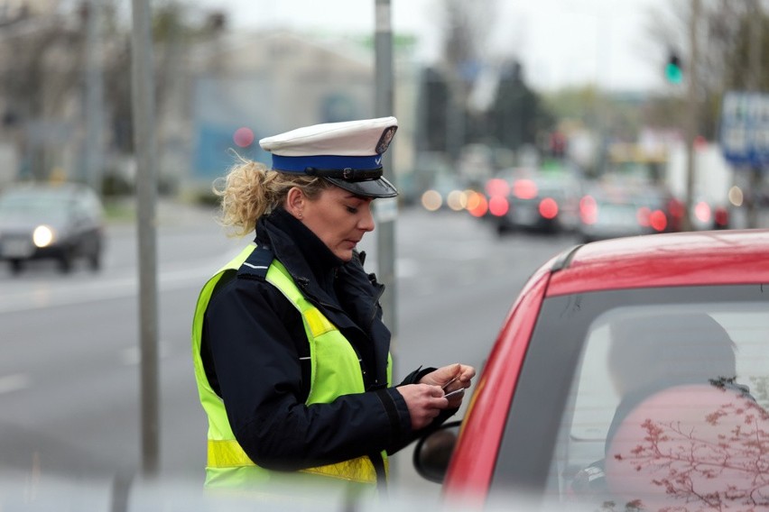 Policjanci z zielonogórskiej drogówki kontrolowali kierowców...