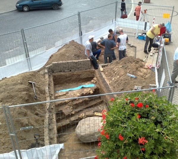 Archeolodzy odkopali kawałek bramy