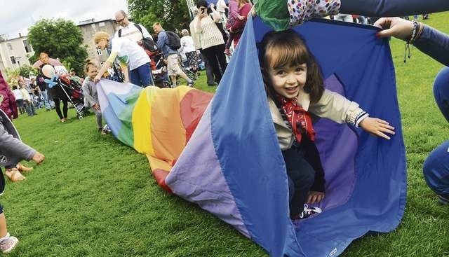 Zabaw w plenerze będzie dla dzieci całe mnóstwo - już  w sobotę w  Myślęcinku, w niedzielę na Wyspie Młyńskiej, a w poniedziałek przed Pałacem Młodzieży 