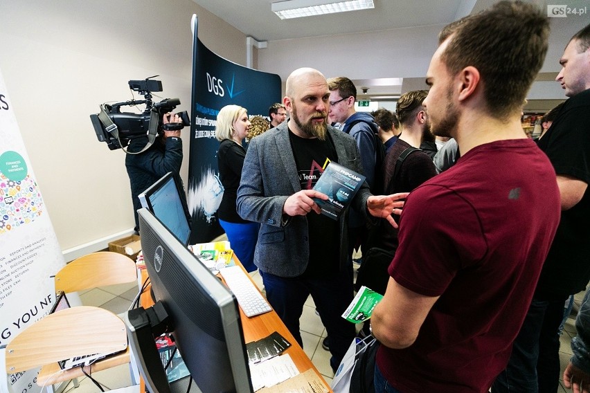 ZUT zorganizował największe Targi Pracy branży IT w Szczecinie. Szósta edycja targów r@bbIT