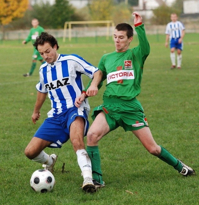 Daniel Morawski (z piłką) zdobył zwycięskiego gola.