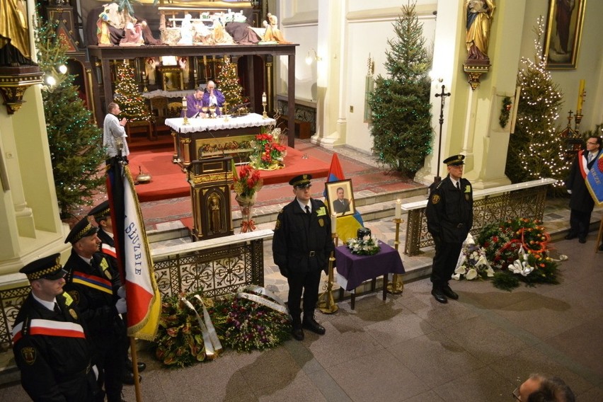 Pogrzeb Jarosława Rajdy, komendanta straży miejskiej w Zabrzu [ZDJĘCIA]