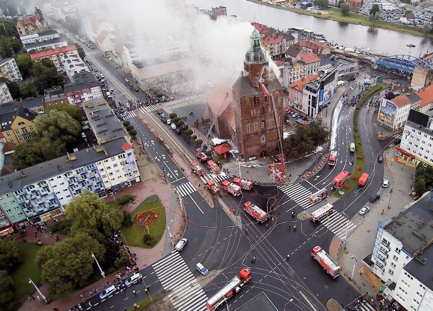 Pożar katedry w Gorzowie to największa akcja gaśnicza, w...