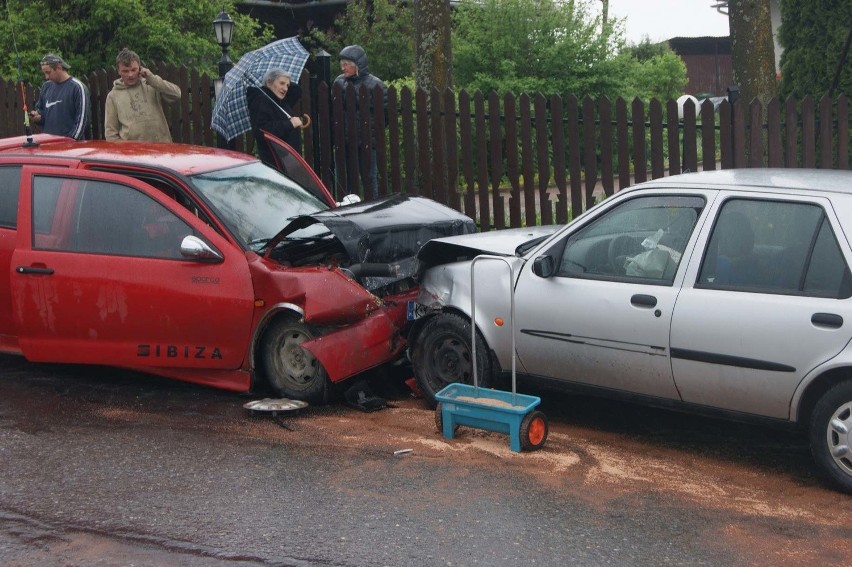 Wypadek w Kościelisku. Czołowe zderzenie dwóch samochodów [ZDJĘCIE, WIDEO]