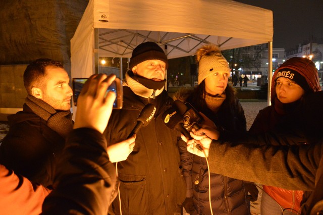 Protest studentów na pl. Wolności w Opolu.