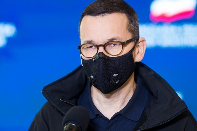 Premier Mateusz Morawiecki: naszym priorytetem jest zaszczepienie jak największej liczby osób.