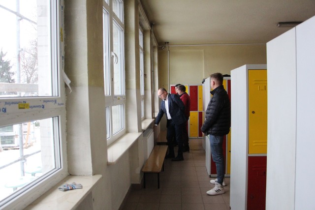 Cały czas trwa modernizacja budynku Publicznej Szkoły Podstawowej w Przytyku.