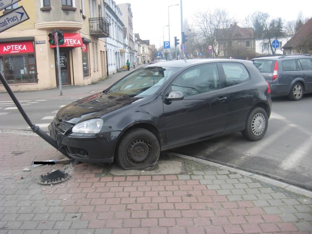 Do kolizji doszło około południa w Nowej Soli.