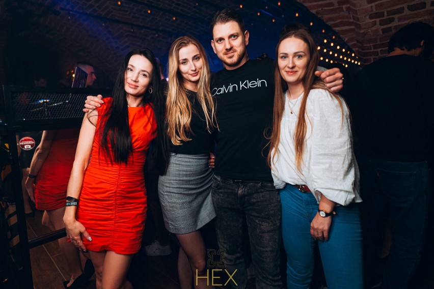 Więcej zdjęć z imprez w Hex Club Toruń na kolejnych...