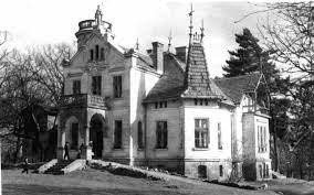 175. rocznica urodzin Henryka Sienkiewicza. Oto niezwykła historia pałacyku w Oblęgorku, gdzie do dziś mieszkają potomkowie pisarza