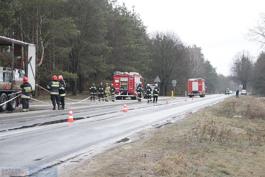 Pożar naczepy z chemikaliami niedaleko Lipna