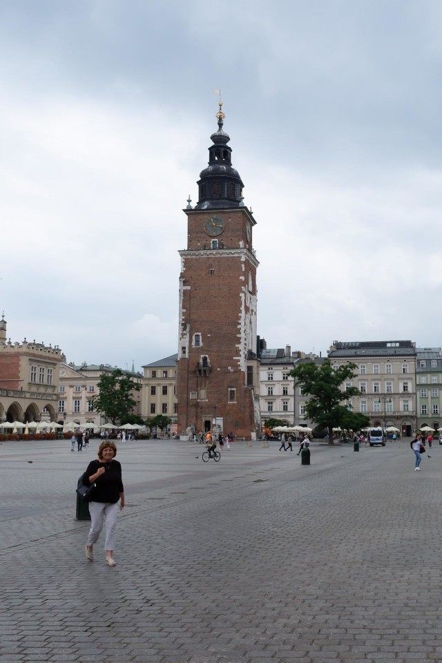 Wieża to jedyna zachowana pozostałość po ratuszu, pierwszej siedzibie władz miasta i zarazem jedyna niesakralna zabytkowa wieża w mieście.