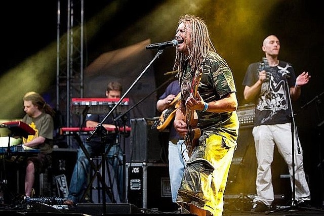 Czwartą edycję Reggae Andrzejek podsumuje występ Maleo Reggae Rockers.