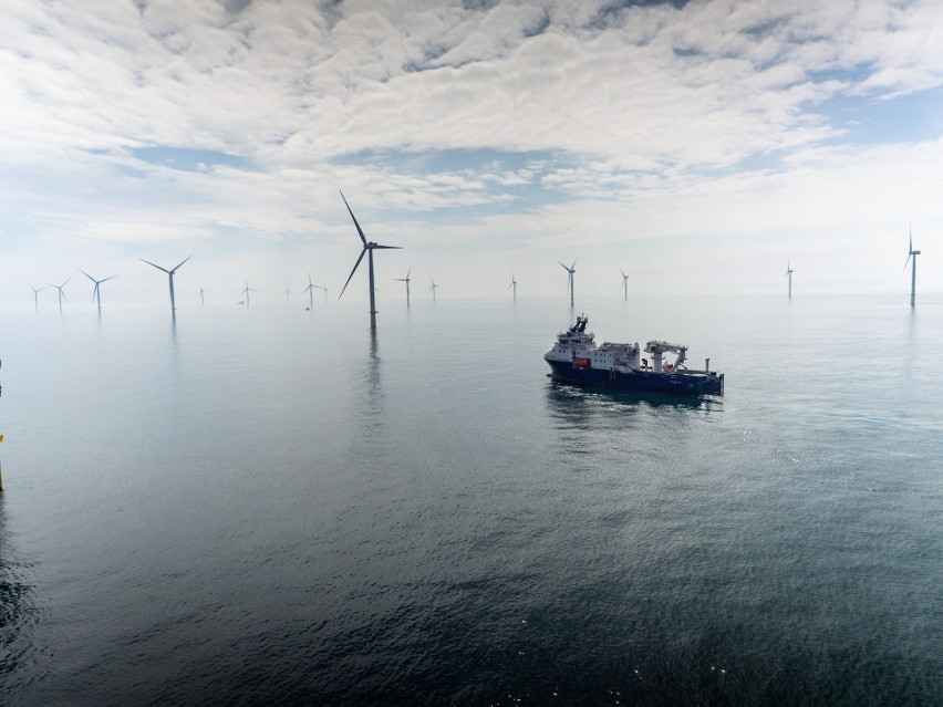 Morskie farmy wiatrowe na Bałtyku mogą produkować dużo więcej energii elektrycznej, pokazuje najnowszy raport