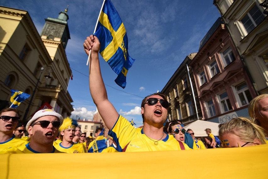 Euro U21 w Lublinie. Kibice Szwecji i Słowacji w drodze na mecz [ZDJĘCIA]