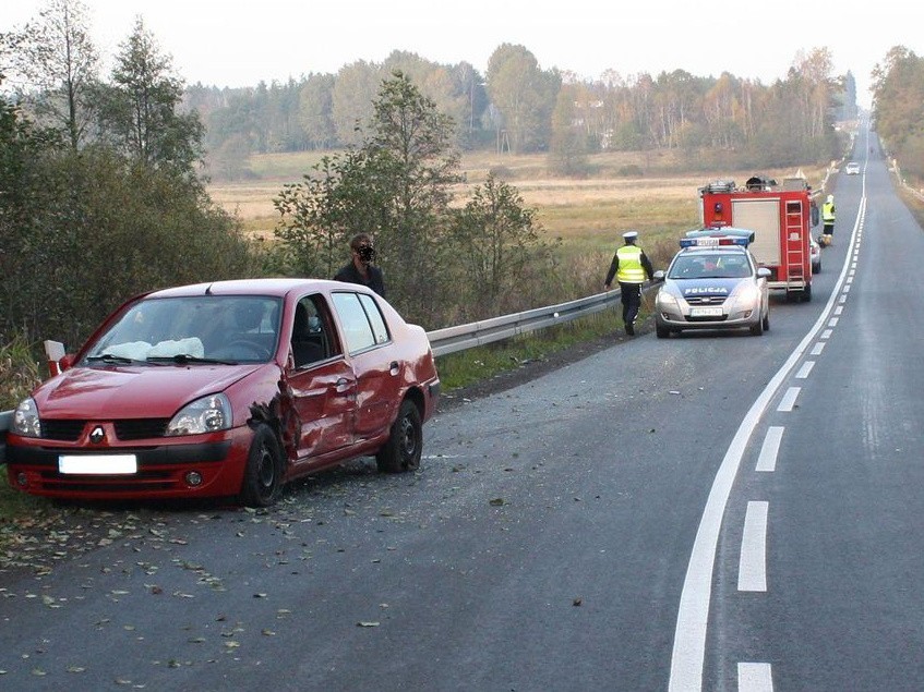 Kolizja na drodze krajowej nr 21