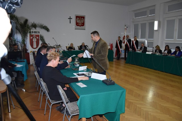 Radni z Golubia-Dobrzynia mają za sobą już trzy sesje. W tym tygodniu uchwalili budżet miasta na przyszły rok