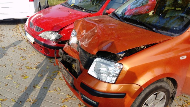 Wypadek na skrzyżowaniu Strzegomskiej i Stacyjnej