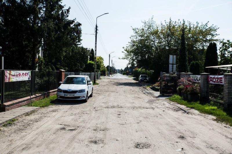 Radom. Na Wośnikach jest nowy asfalt. Zakończył się remont ulicy Czereśniowej