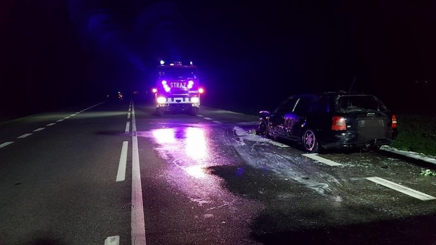 Samochód zaczął płonąć około godz. 1.50. Na miejsce wezwano...