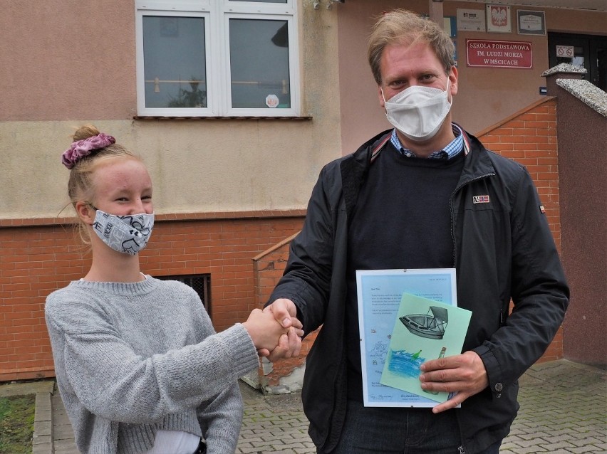 Tim Stalmann, mieszkaniec Hamburga przyjechał do Mścic, by...