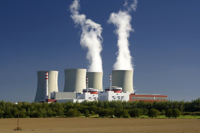 Pierwsza duża elektrownia jądrowa ma zostać uruchomiona w Polsce do 2033 roku