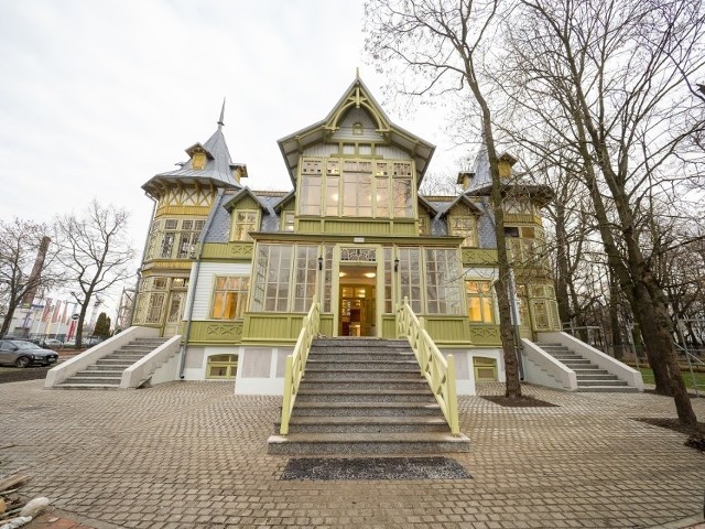 29 września 2008 otwarto skansen łódzkiej architektury drewnianej przy Centralnym Muzeum Włókiennictwa.