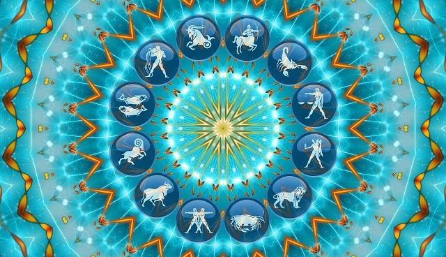 Co zapisały dla Ciebie gwiazdy na 2023 roku? Sprawdźcie horoskop dla Wszystkich znaków zodiaku dotyczący miłości, pracy i zdrowia. Przygotowaliśmy najnowszy horoskop. Horoskop dla wszystkich 12 znaków zodiaku znajdziecie na kolejnych zdjęciach >>> 