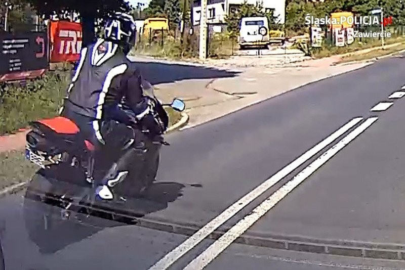 Motocykliści wyprzedzali samochody, pomimo linii podwójnej...