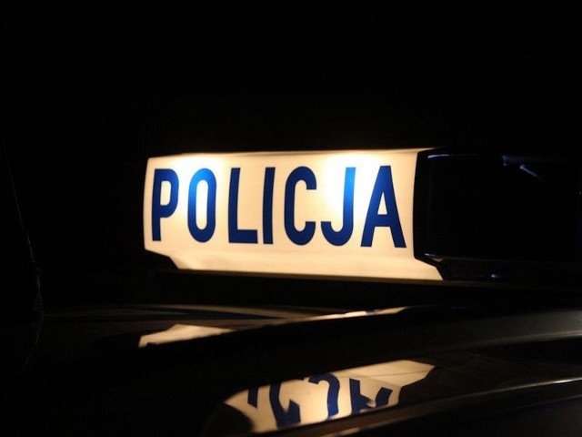 Na miejscu jest policja, która ustala przyczyny zdarzenia