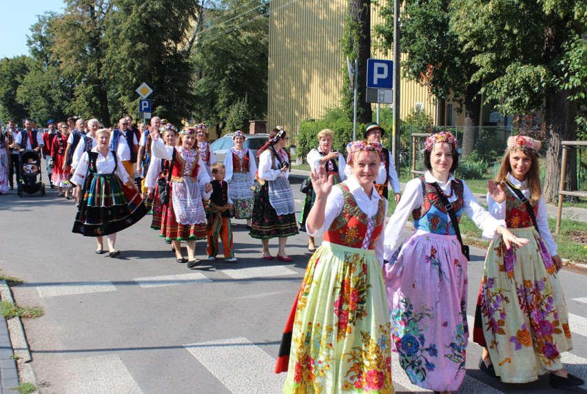 Festiwal Estradowych Twórców Ludowych „Barwy Folkloru" w...