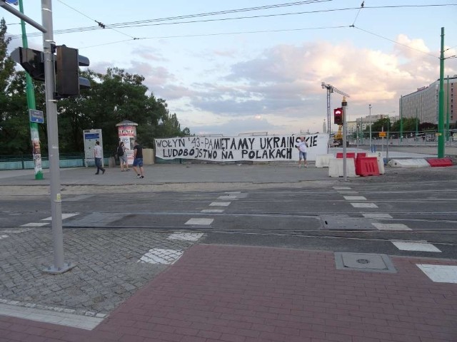 Transparent na moście Teatralnym