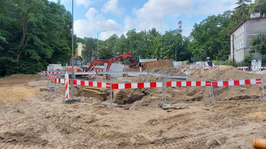 Trwają prace związane z przebudową skrzyżowania ulic Mączna,...