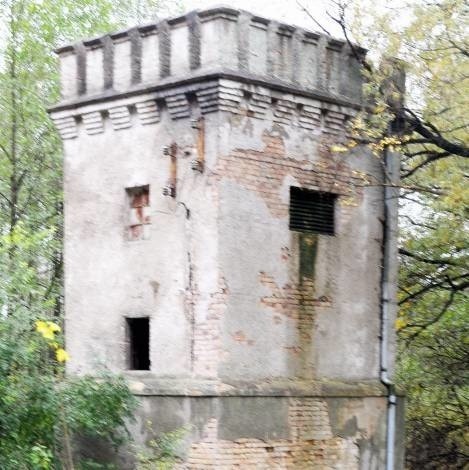 Wójt zastanawia się nad utworzeniem izby pamięci czy niewielkiego muzeum regionalnego. Tymczasem wydaje się, że baszta to wymarzone miejsce na podobną działalność.