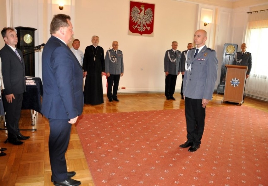 Policjanci odebrali odznaki i oznaczenia (zdjęcia)