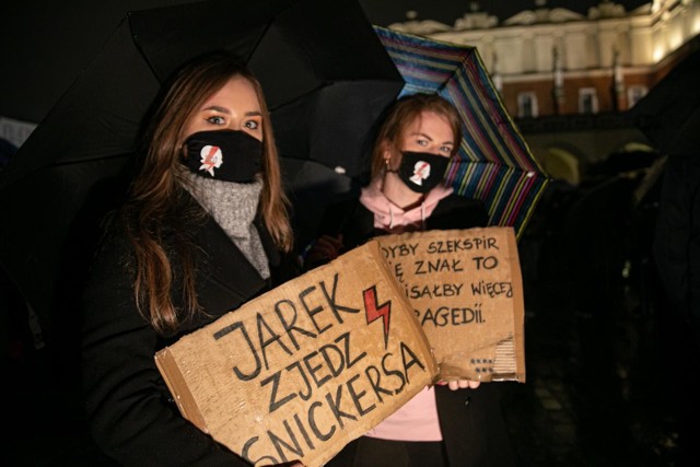 Kartony, na których wypisaliście hasła protestu, po strajkach zanieście do muzeum - będą świadectwem wydarzeń