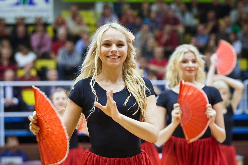 Cheerleaders Maxi Energa podczas meczu Energa Czarni - Wikana Start Lublin (zdjęcia)