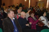 Wyjątkowa konferencja w Kartuzach - seniorzy mieli okazję podyskutować o zdrowiu, bezpieczeństwie i aktywności - ZDJĘCIA