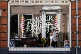 To są najlepsze salony barberskie w Łodzi. Zobacz barberów polecanych przez łodzian