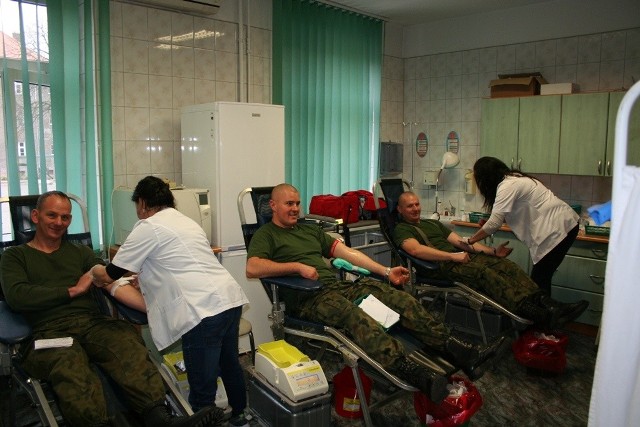 To już piąta w tym roku akcja honorowego krwiodawstwa, która odbyła się w sulechowskim 5 pułku artylerii. Tym razem wspierano chorych na białaczkę. 