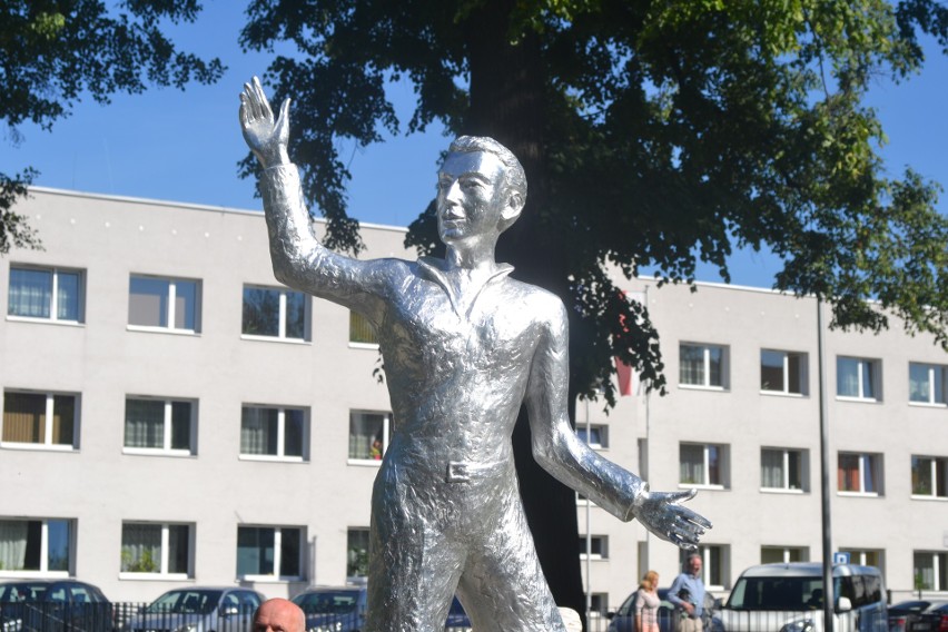 Sosnowiec: odsłonięcie rzeźby Kiepury otworzyło Dni Sosnowca ZDJĘCIA