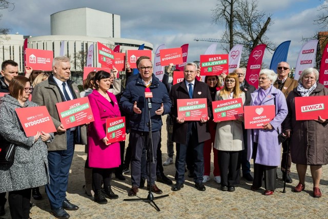 Konferencja prasowa z prezentacją kandydatów do sejmiku województwa kujawsko-pomorskiego odbyła się na Wyspie Młyńskiej w Bydgoszczy.