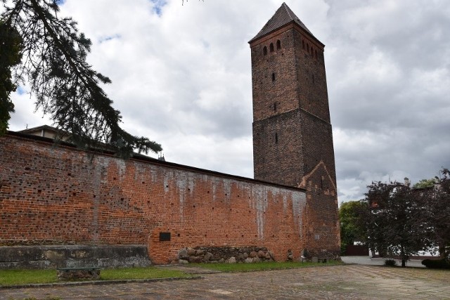 Pod koniec czerwca ma się rozpocząć remont kolejnego odcinka murów obronnych w Byczynie. W ramach prac wieża Polska, czyli Wschodnia, zostanie udostępniona turystom.