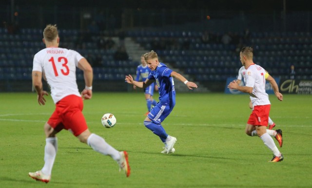 Mateusz Bogusz rozegrał 90 minut w meczu kadry U-19 przeciwko Walii.