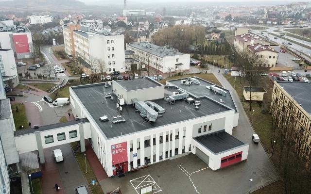 W Klinice Chorób Zakaźnych w Wojewódzkim Szpitalu Zespolonym w Kielcach już od wielu dni nie ma wolnych łóżek.